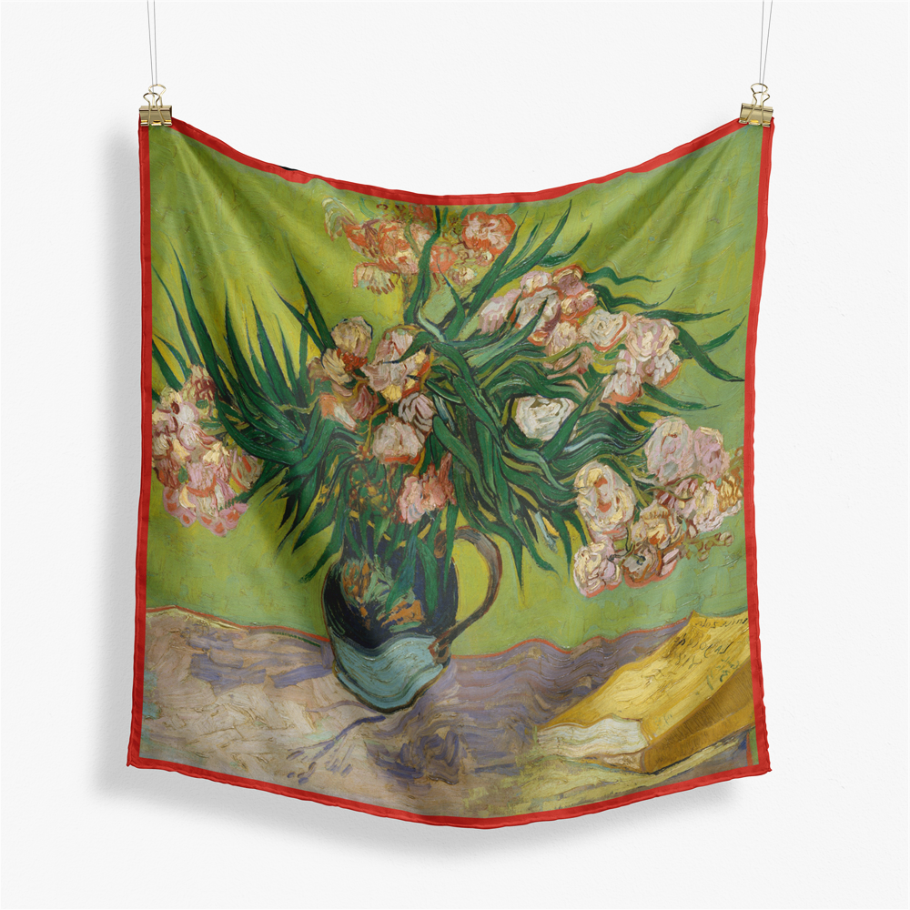 Foulard carré de soie 50 - Vase avec des lauriers-roses, Van Gogh-Maison Berettini