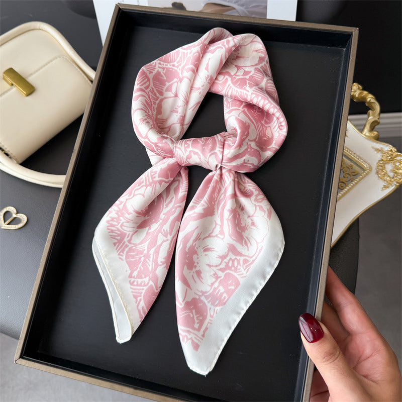 Foulard carré de soie 70 - La Rose