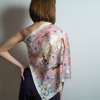 Foulard carré de soie 50 - Le Palais rose