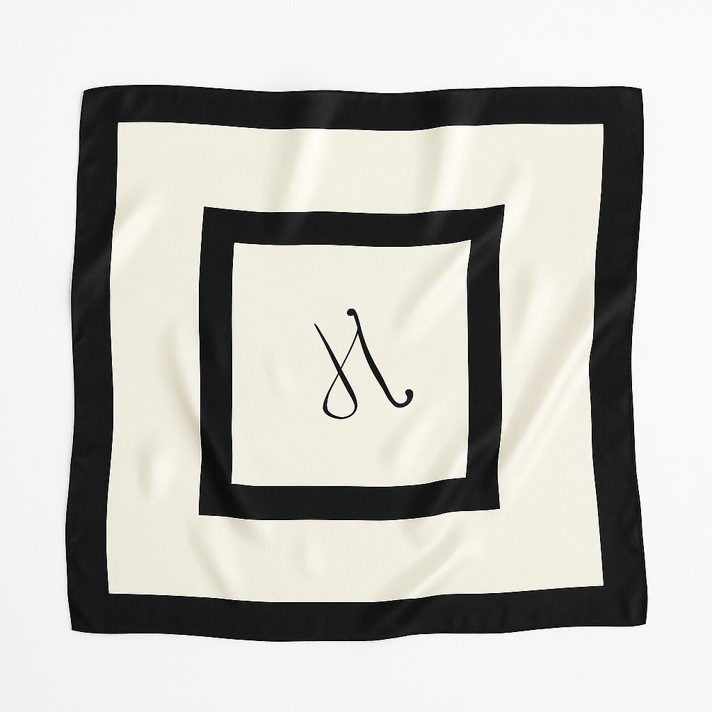 Foulard carré de soie 70 - Élégance Initiale