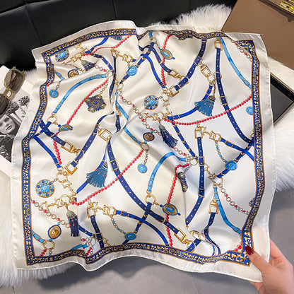 Foulard carré de soie 70 - L'Ornement Cavalier Blanc