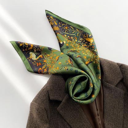 Foulard carré de soie 70 - La Forêt Enchantée
