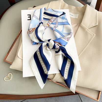 Foulard carré de soie 70 - La Ronde Équestre Bleu