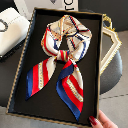 Foulard carré de soie 70 - La Ronde Équestre Rouge