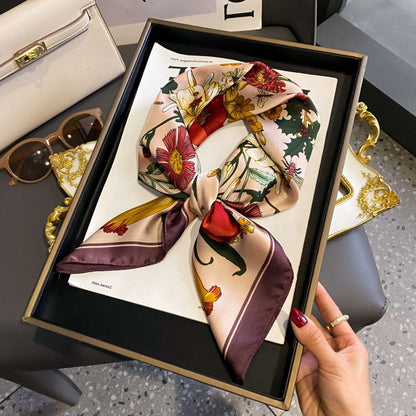 Foulard carré de soie 70 - Le Jardin Secret