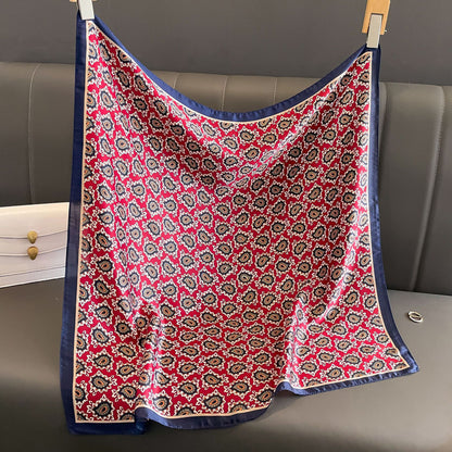 Foulard carré de soie 70 - Le Paisley Rouge