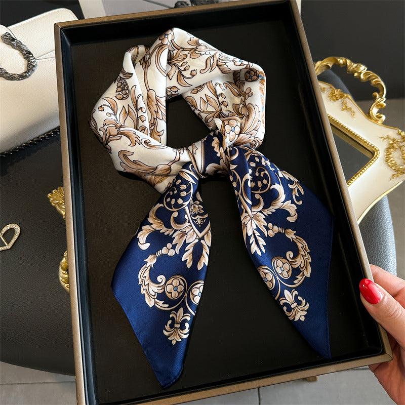 Foulard carré de soie 70 - Nuit Baroque