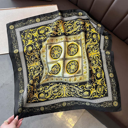 Foulard carré de soie 70 - Ornements Baroques