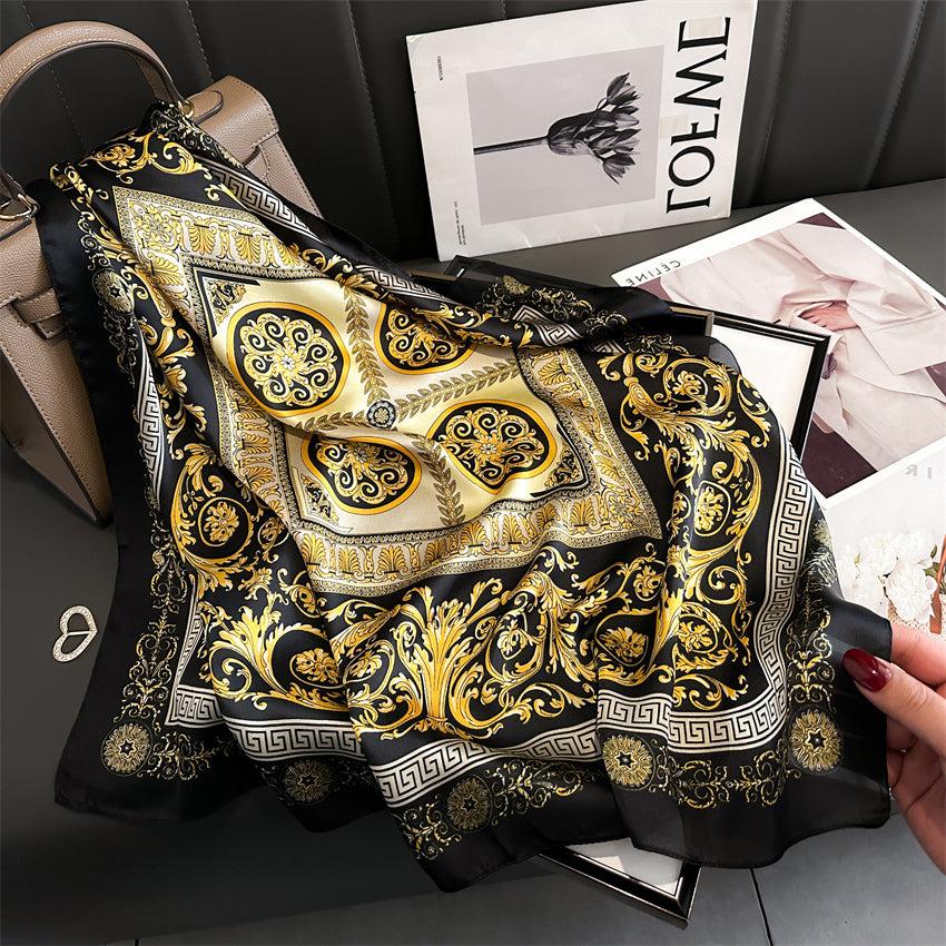 Foulard carré de soie 70 - Ornements Baroques