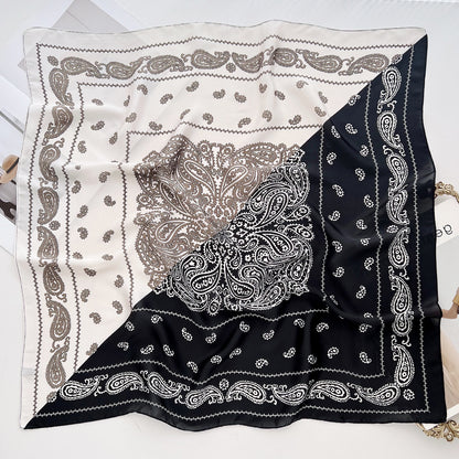 Foulard carré de soie 70 - Paisley Noir et Blanc