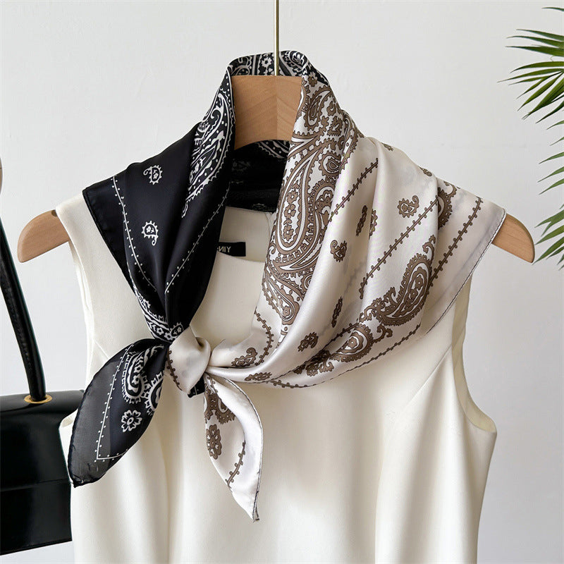 Foulard carré de soie 70 - Paisley Noir et Blanc