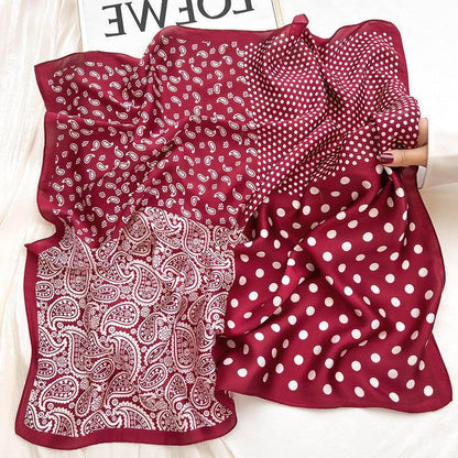 Foulard carré de soie 70 - Patchwork Western Rouge