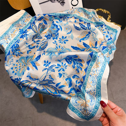 Foulard carré de soie 70 - Bouquet Céleste