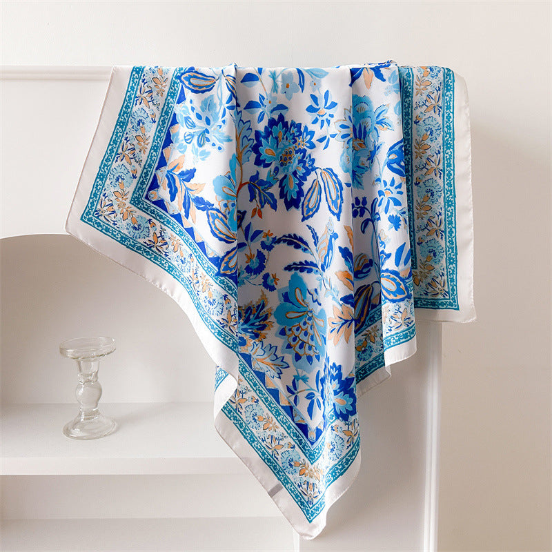 Foulard carré de soie 70 - Bouquet Céleste