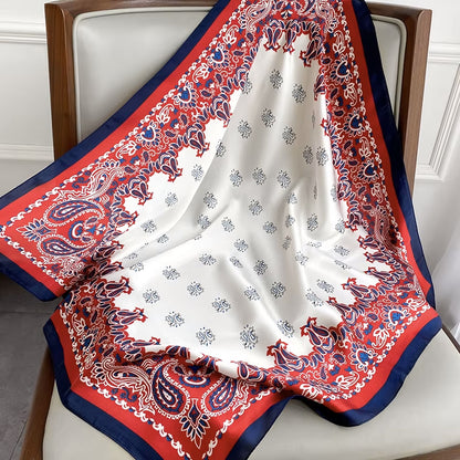 Foulard carré de soie 70 - Élégance Tricolore