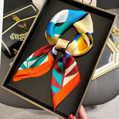 Foulard carré de soie 70 - Explosion Florale