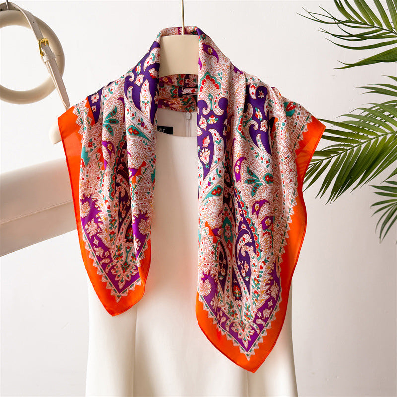 Foulard carré de soie 70 - Féerie Paisley