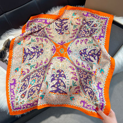 Foulard carré de soie 70 - Féerie Paisley