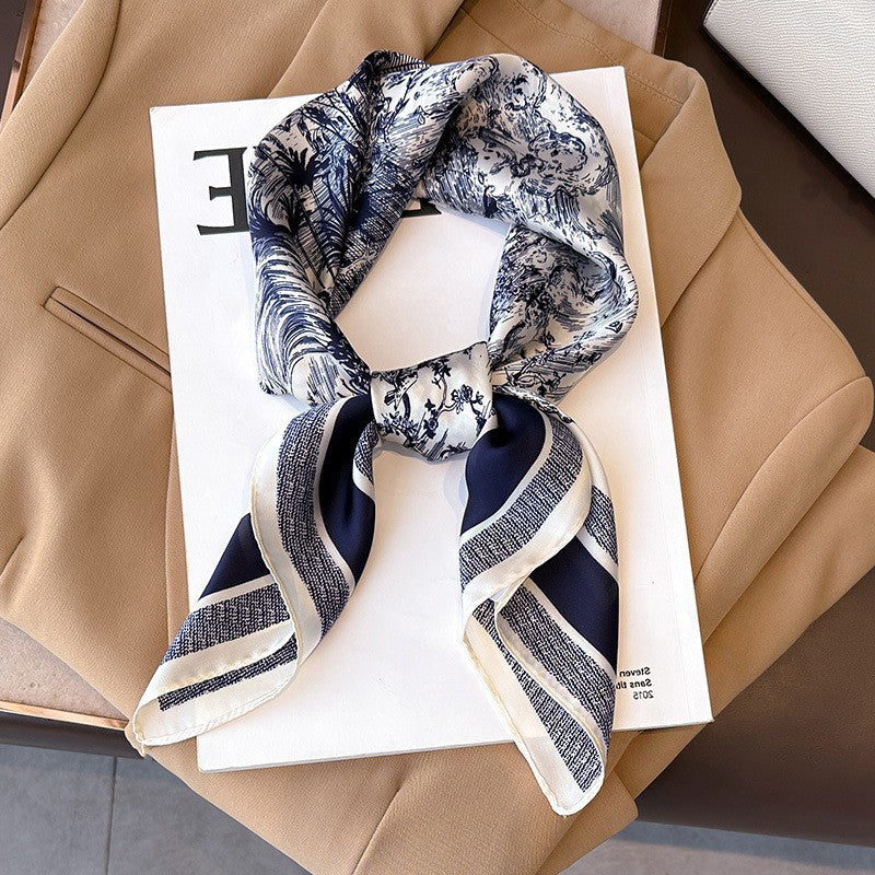 Foulard carré de soie 70 - Jardin Secret Bleu Nuit