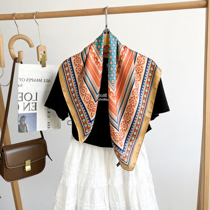 Foulard carré de soie 70 - Mosaïque Orientale