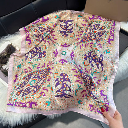 Foulard carré de soie 70 - Splendeur Royale