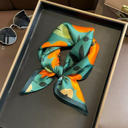 Foulard carré de soie 50 - Fleurs Ardentes-Maison Berettini