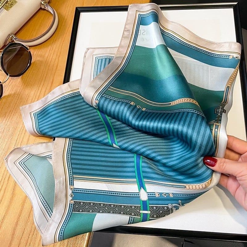 Foulard carré de soie 50 - La Boucle Azur-Maison Berettini