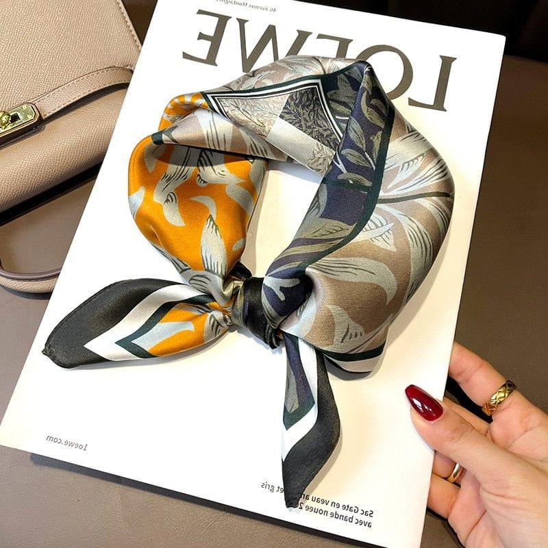 Foulard carré de soie 50 - Le Jardin Fragmenté-Maison Berettini