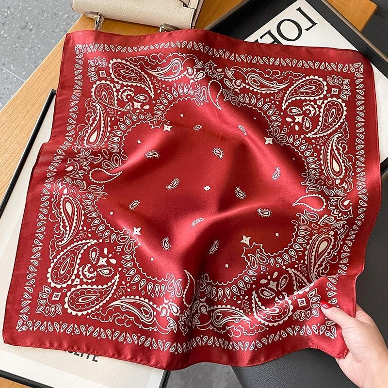 Foulard carré de soie 50 - L'Esprit Rebelle-Maison Berettini