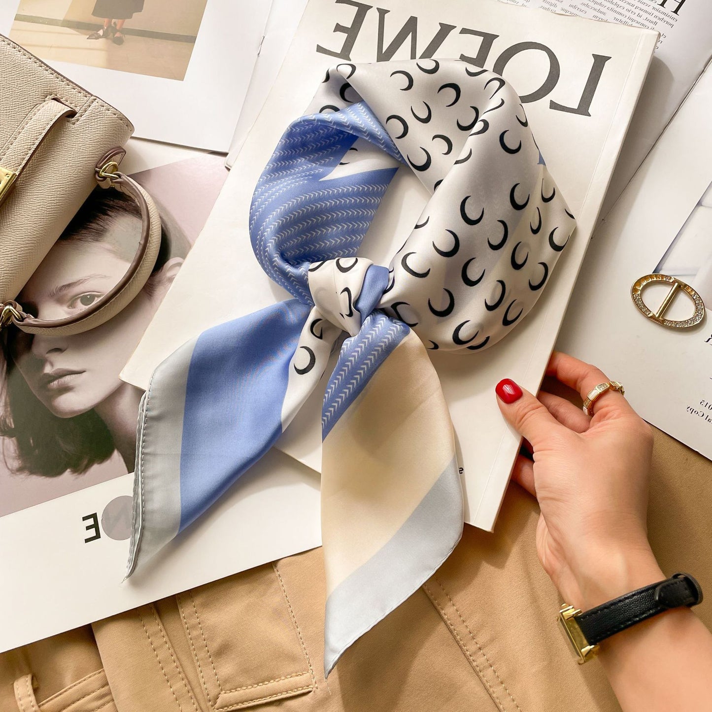 Foulard carré de soie 70 - Architecture Indigo