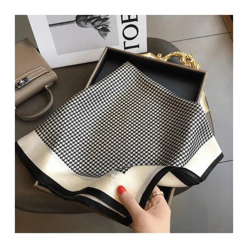 Foulard carre de soie 70 - Carré Iconique-Maison Berettini