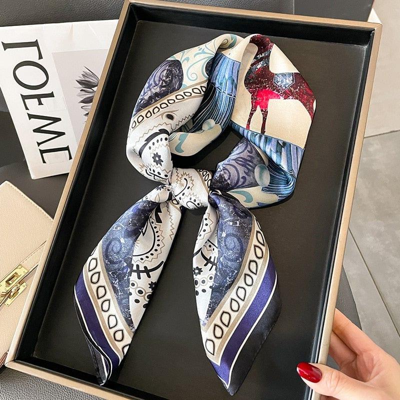 Foulard carré de soie 70 - Cerf Céleste Bleu-Maison Berettini