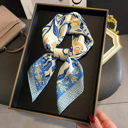 Foulard carré de soie 70 - Le feuillage bleu-Maison Berettini