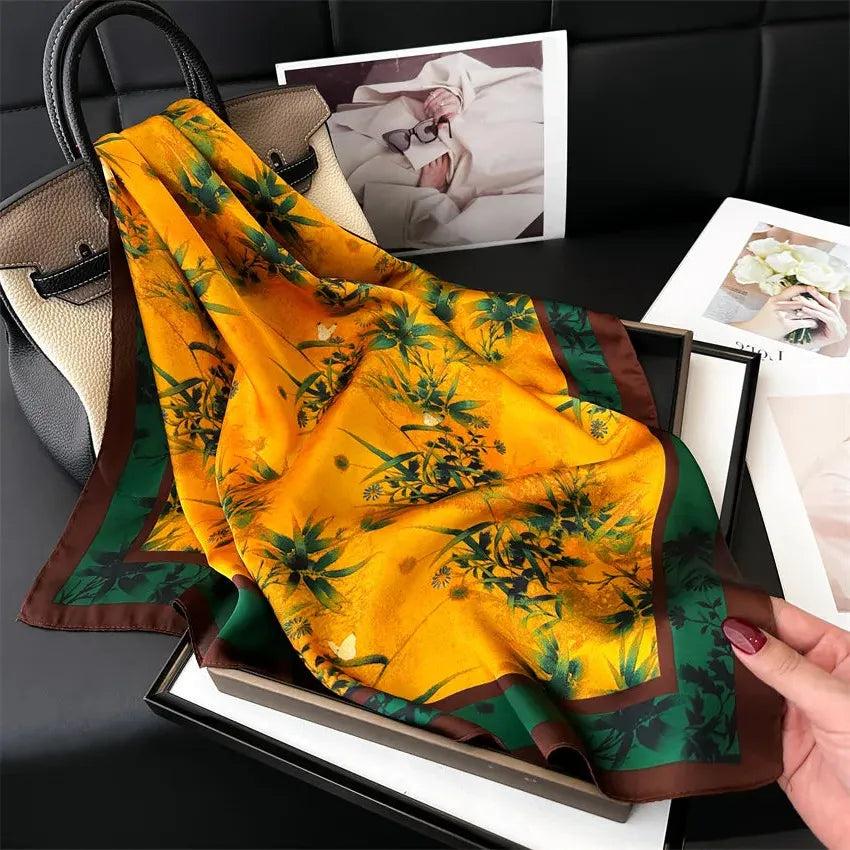 Foulard carré de soie 70 - L'Éclat de Soleil-Maison Berettini