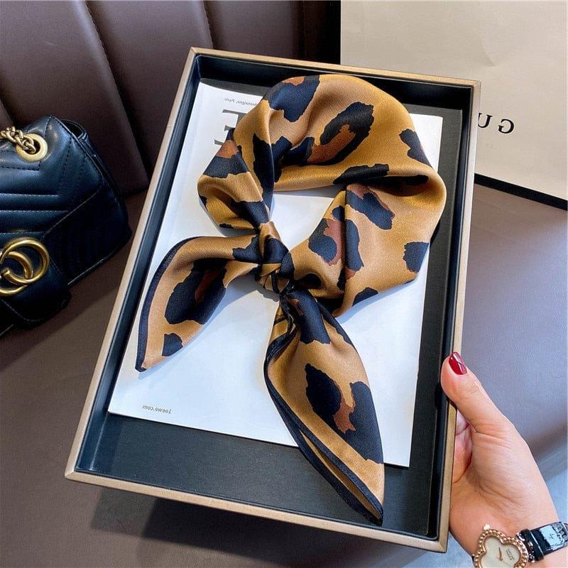 Foulard carré de soie 70 - L'Instinct Fauve-Maison Berettini