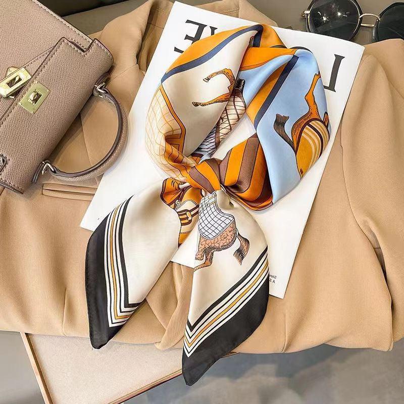 Foulard carré de soie 70 - Tradition Équestre-Maison Berettini